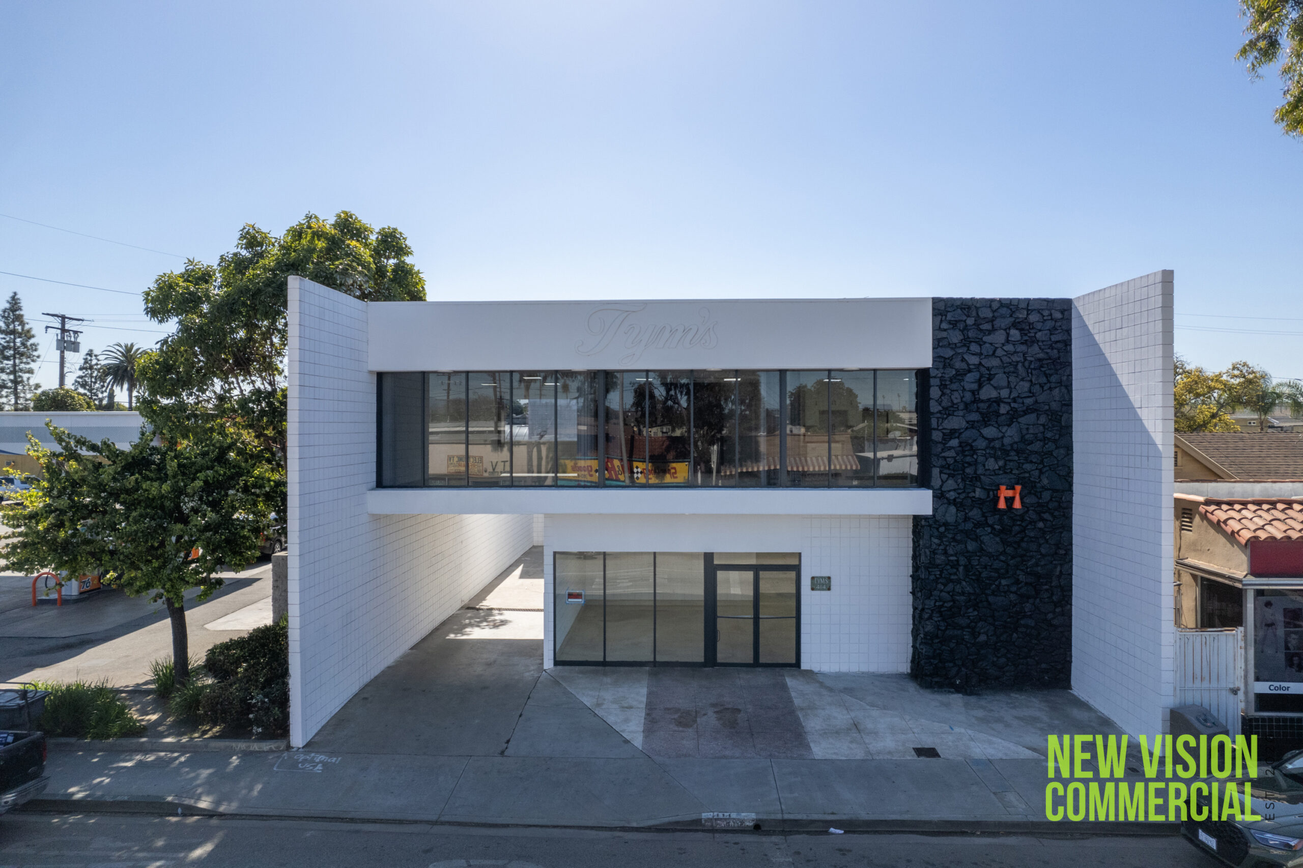 414 W. Arbor Vitae St, Inglewood, CA commercial property